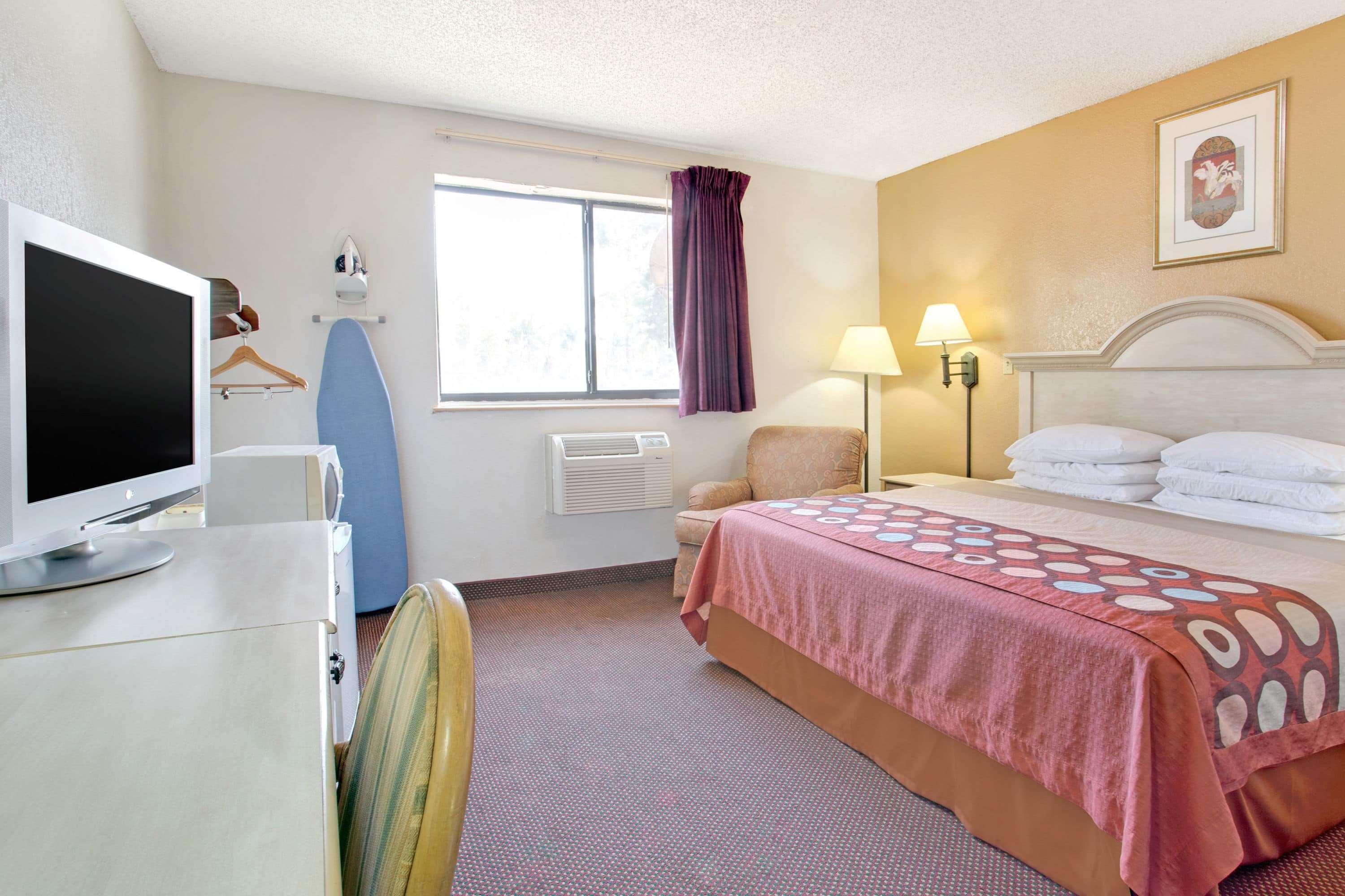 Hotel Super 8 By Wyndham Clearwater/St. Petersburg Airport Zewnętrze zdjęcie