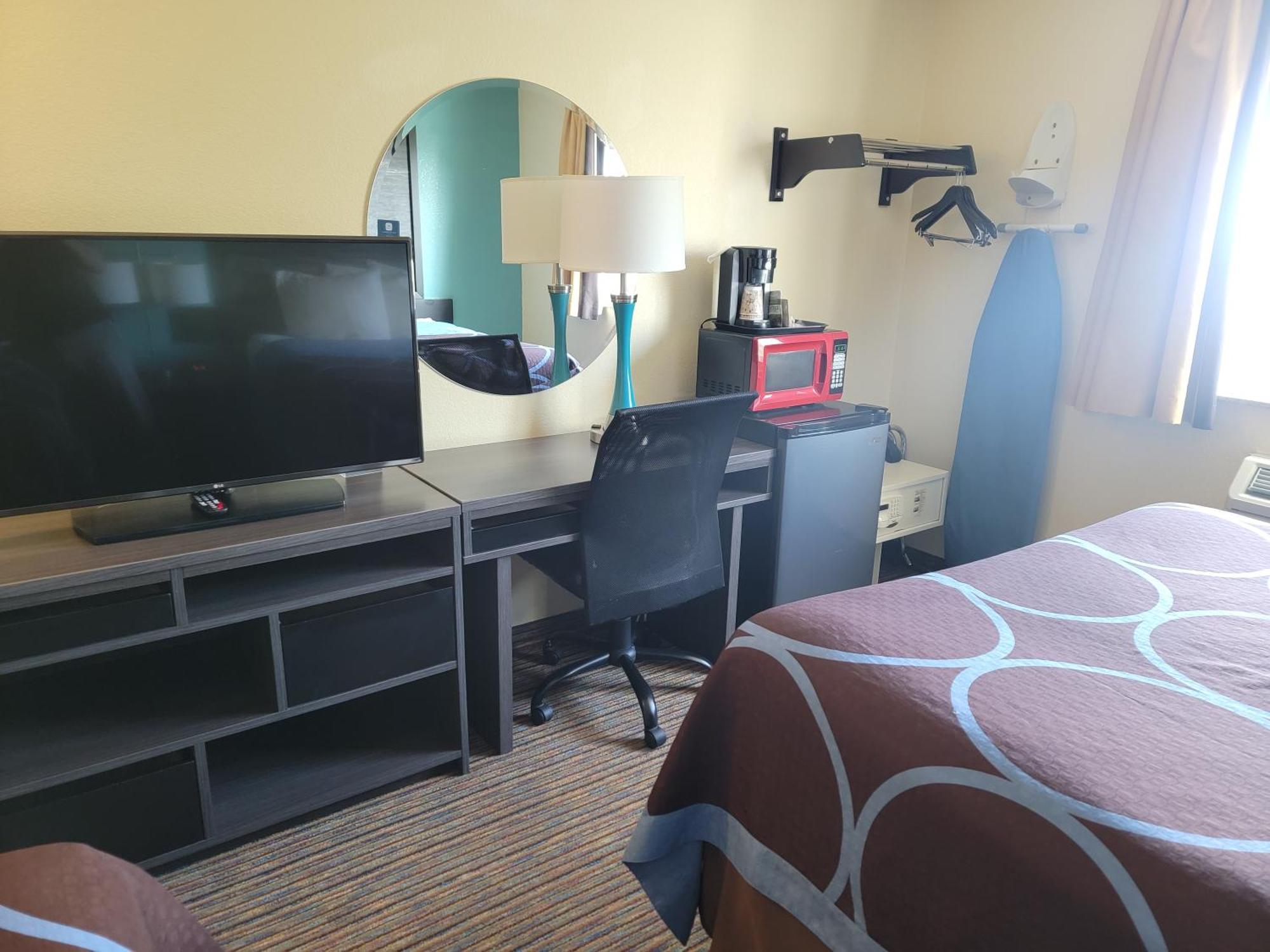 Hotel Super 8 By Wyndham Clearwater/St. Petersburg Airport Zewnętrze zdjęcie